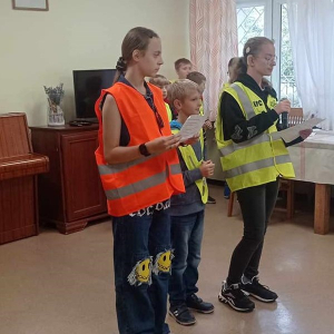 Uczniowie z klasy 6a z wizytą w DPS w Tarnowie
