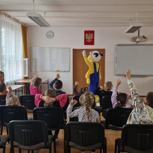 Spotkanie uczniów z klasy 1a z Panem Mrówką