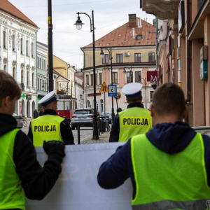 Marsz ODBLASKOWY ulicami Tarnowa