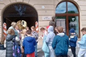 Klasa 3 wzięła udział w grze terenowej Tajemnica starego Tarnowa