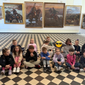 Klasa 2 na lekcji muzealnej w Galerii Panorama