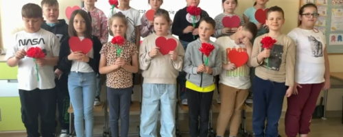 Dzień Matki w klasach 1b i 2