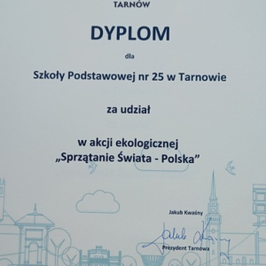 Dyplom dla SP25 za udział w akcji ekologicznej "Sprzątanie Świata - Polska"
