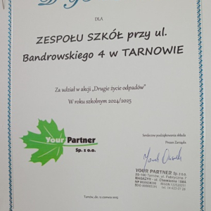 Dyplom dla ZSO6 za udział w akcji  "Drugie życie odpadów"