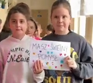 Klasa 3 ze słowami budującymi dobre relacje