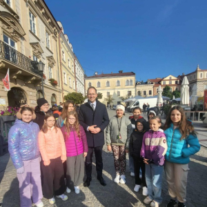 Spotkanie uczniów SP25 z Prezydentem Miasta Tarnowa Jakubem Kwaśnym