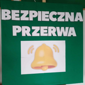Bezpieczna przerwa - hasło na gazetce promującej bezpieczeństwo podczas przerw