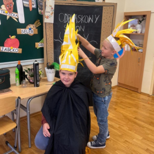 Odblaskowy salon urody w klasie 2b