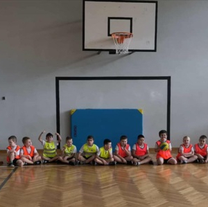 Odblaskowy Mecz klas pierwszych - przygotowanie do meczu