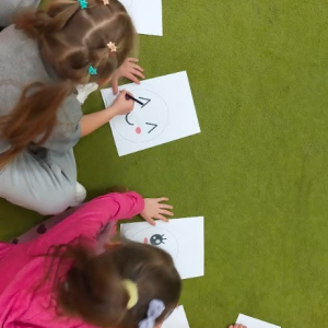 Zabawy ruchowe podczas Aktywnego Czwartku - 19 lutego