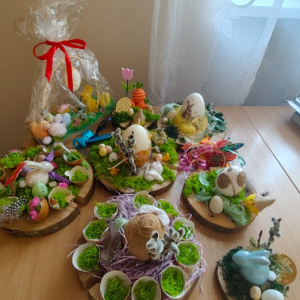 Stroiki wykonane przez uczniów z klasy szóstej