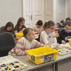 Klasa 5a na zajęciach w Bibliotece Pedagogicznej w Tarnowie