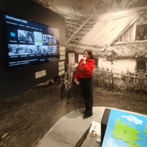 Uczniowie z klasy szóstej na warsztatach historycznych