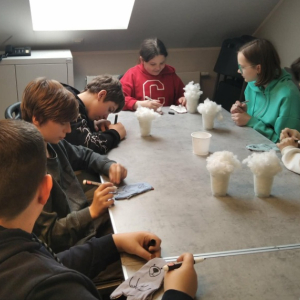 Uczniowie z klasy szóstej na warsztatach historycznych