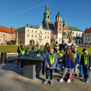 Wycieczka do Krakowa klasy 4b - październik 2021 - na Wawelu
